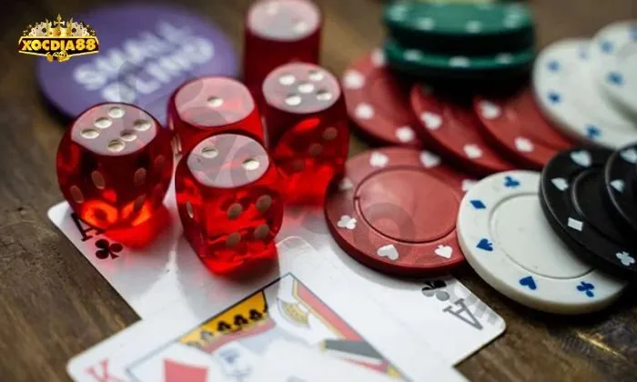 Xóc đĩa bịp là một trò chơi dân gian có nguồn gốc từ miền Bắc Việt Nam